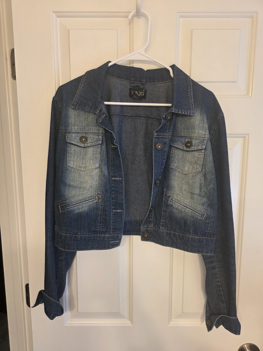Taxi Women's Cropped Denim Jacket - Faded Blue